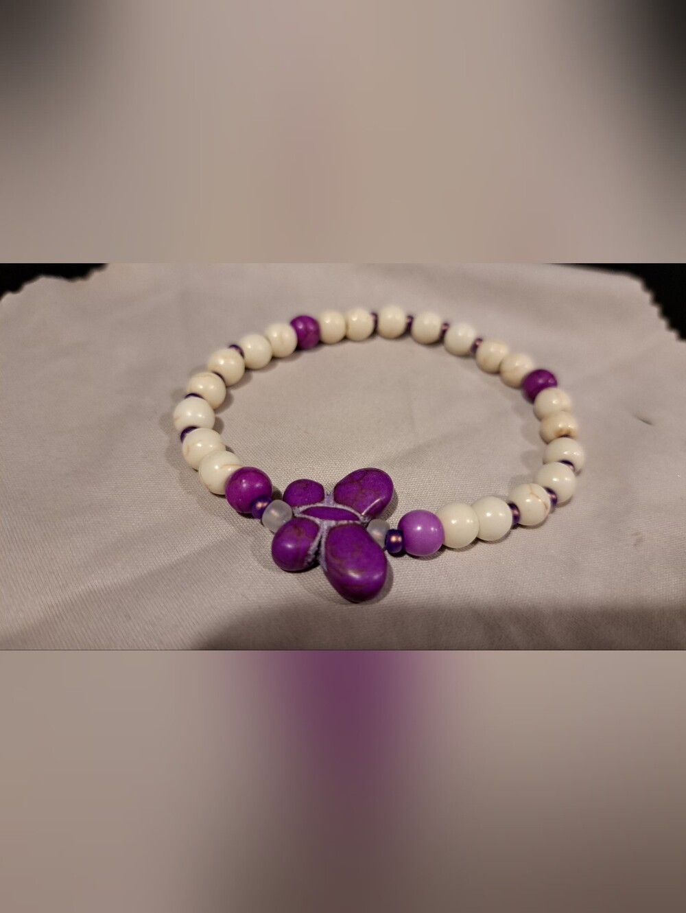 Handcrafted Elastic Natural Stone And Acrylic Bracelet